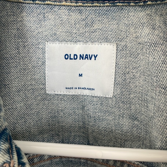 Old Navy distressed Jean jacket - Picture 2 of 5